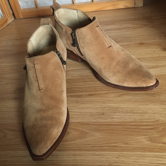 *SOLD* Frye Suede Sacha Moto Booties Tan Sz 10 B - Picture 7 of 13